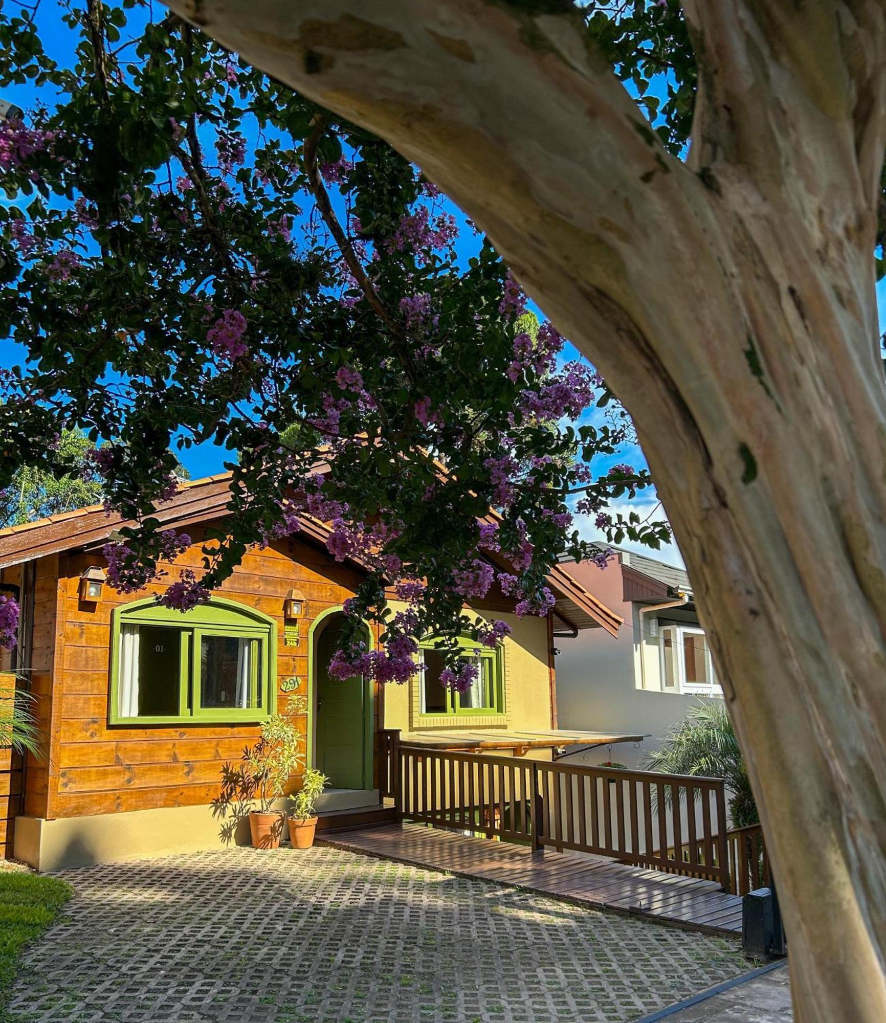Pousada Charm Canela Exterior photo